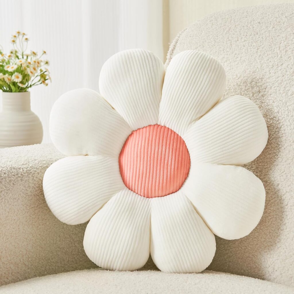 Best Christmas gift ideas for teen girls: flower toss pillow