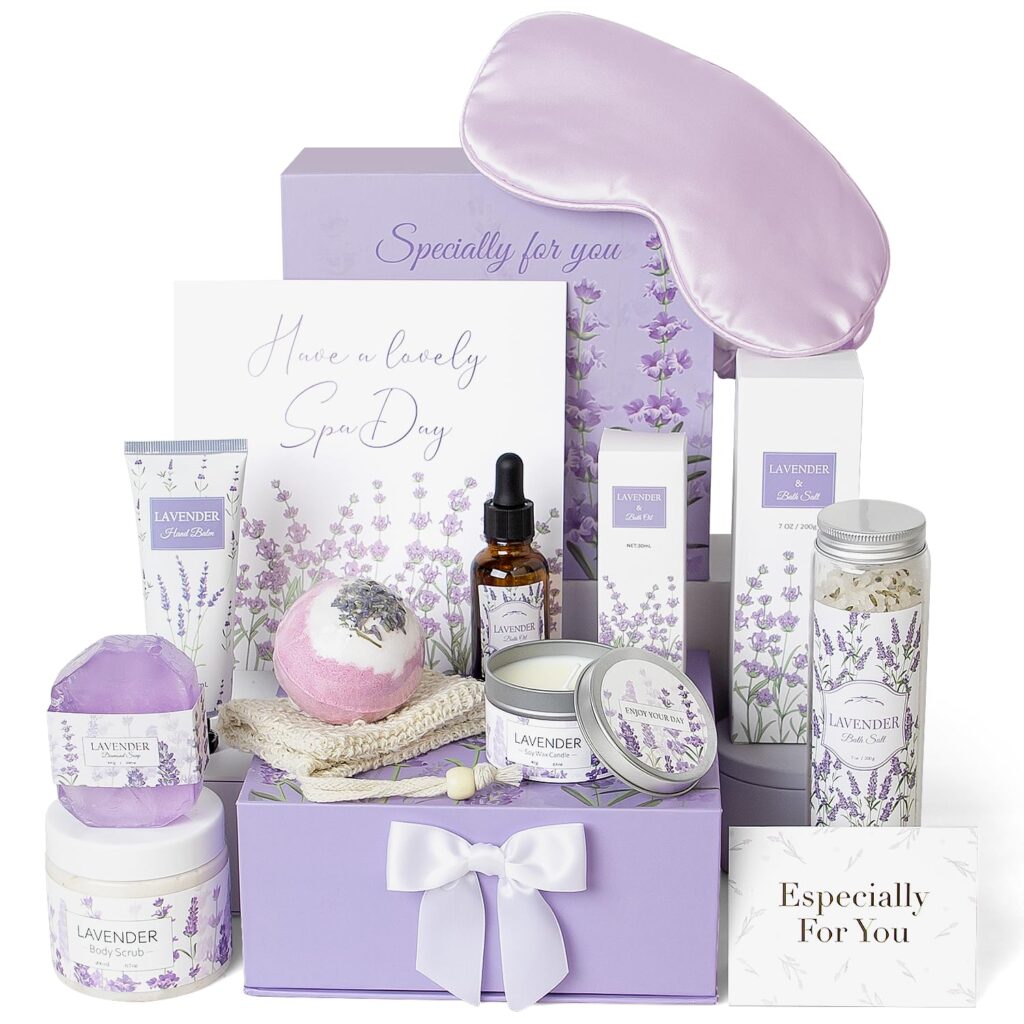 Christmas gift ideas for people who are hard to buy for: Lavender spa gift set
